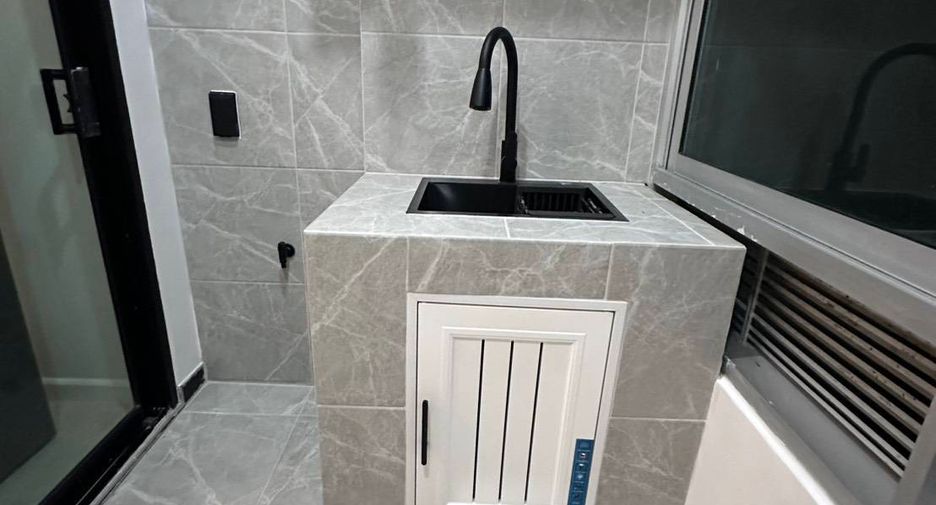 For sale 1 bed condo in Mueang Phuket, Phuket