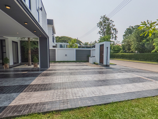 Villa en venta de 4 habitaciones en Hang Dong, Chiang Mai