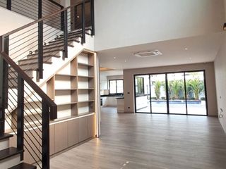 Villa en venta de 4 habitaciones en Hang Dong, Chiang Mai