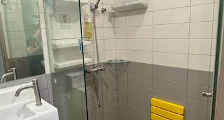À vendre 1 chambre condo à Phra Khanong, Bangkok