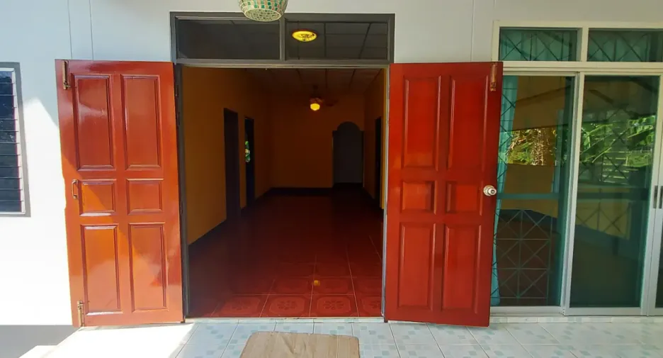 Haus zum Kauf mit 3 Zimmer in Mueang Rayong, Rayong