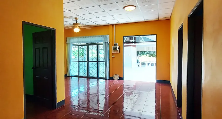 Haus zum Kauf mit 3 Zimmer in Mueang Rayong, Rayong