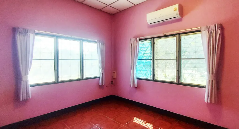 Haus zum Kauf mit 3 Zimmer in Mueang Rayong, Rayong