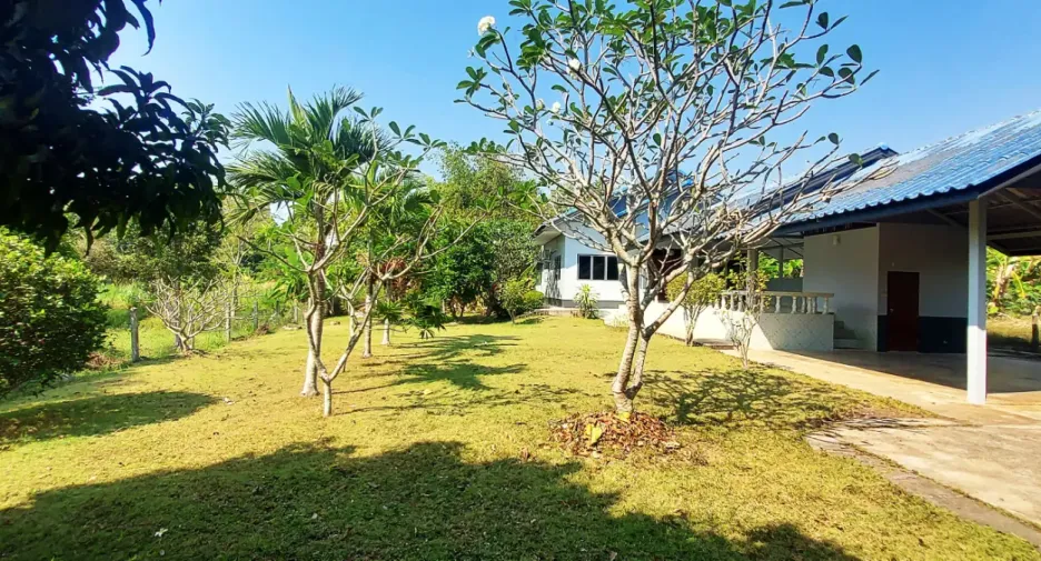 Haus zum Kauf mit 3 Zimmer in Mueang Rayong, Rayong