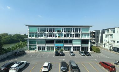 For sale retail Space in Prawet, Bangkok