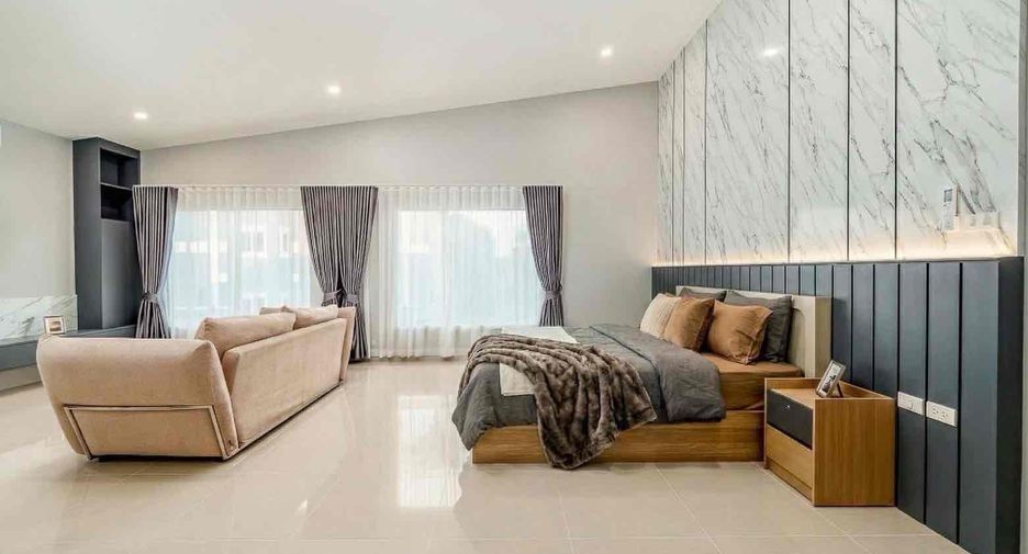 For rent 6 bedrooms house in Bang Lamung, Chonburi