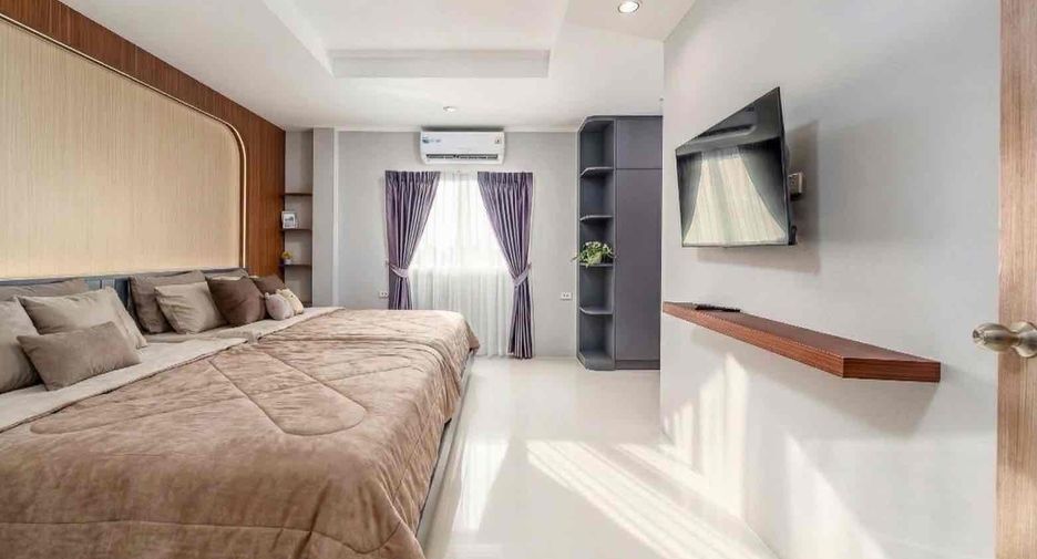 For rent 6 bedrooms house in Bang Lamung, Chonburi