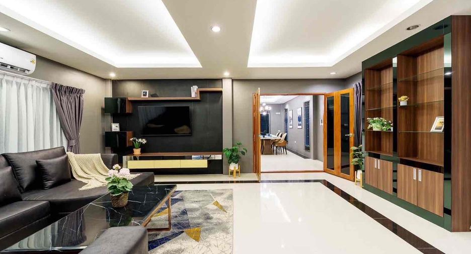 For rent 6 bedrooms house in Bang Lamung, Chonburi
