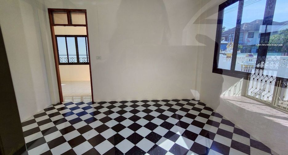 Haus zum Kauf mit 2 Zimmer in Ban Lat, Phetchaburi