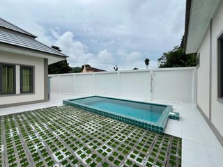 For rent and for sale 3 bedrooms villa in Mueang Krabi, Krabi