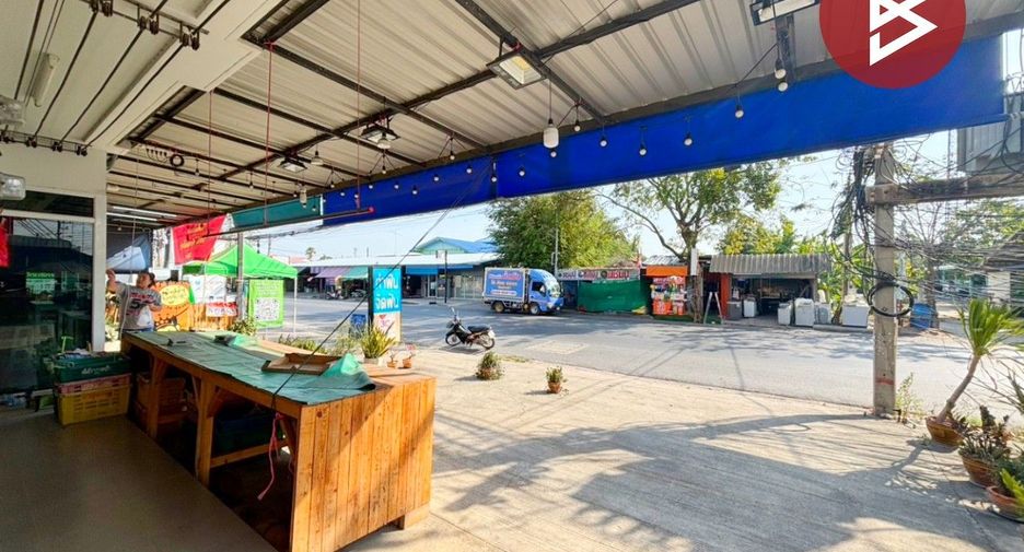 For sale 8 bedrooms retail Space in Mueang Chon Buri, Chonburi
