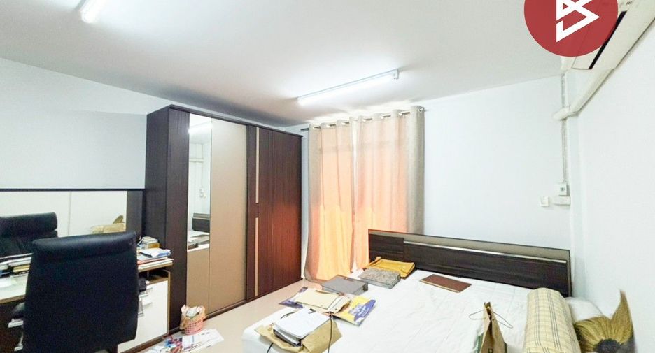 For sale 8 bedrooms retail Space in Mueang Chon Buri, Chonburi