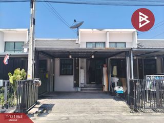 出售 2 卧室 联排别墅 在 Phan Thong, Chon Buri