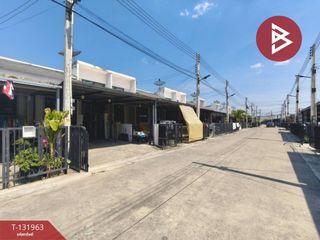 出售 2 卧室 联排别墅 在 Phan Thong, Chon Buri