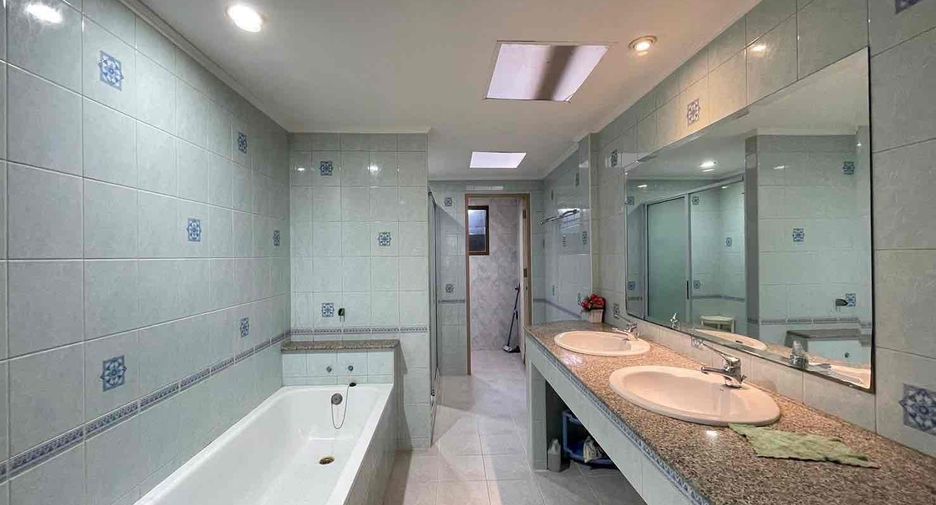 Villa zur Miete mit 4 Zimmer in Bang Lamung, Chonburi