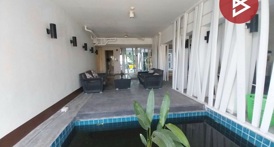 For sale 1 bed condo in Lat Krabang, Bangkok