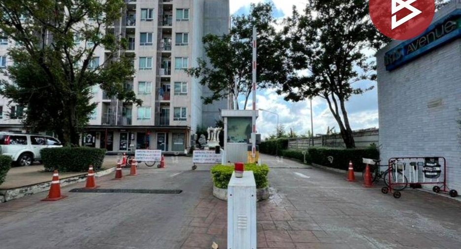 For sale 1 bed condo in Lat Krabang, Bangkok