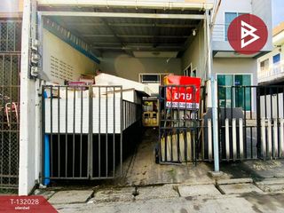 For sale 2 bedrooms townhouse in Mueang Samut Sakhon, Samut Sakhon