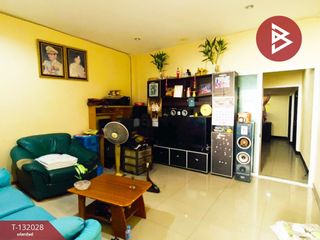 For sale 2 bedrooms townhouse in Mueang Samut Sakhon, Samut Sakhon