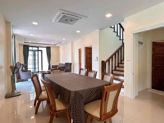 Villa zur Miete mit 5 Zimmer in Bang Lamung, Chonburi