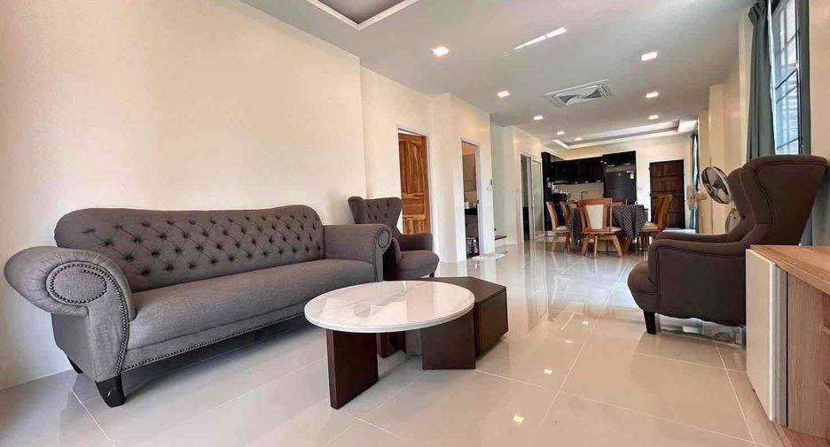 For rent 5 bedrooms villa in Bang Lamung, Chonburi