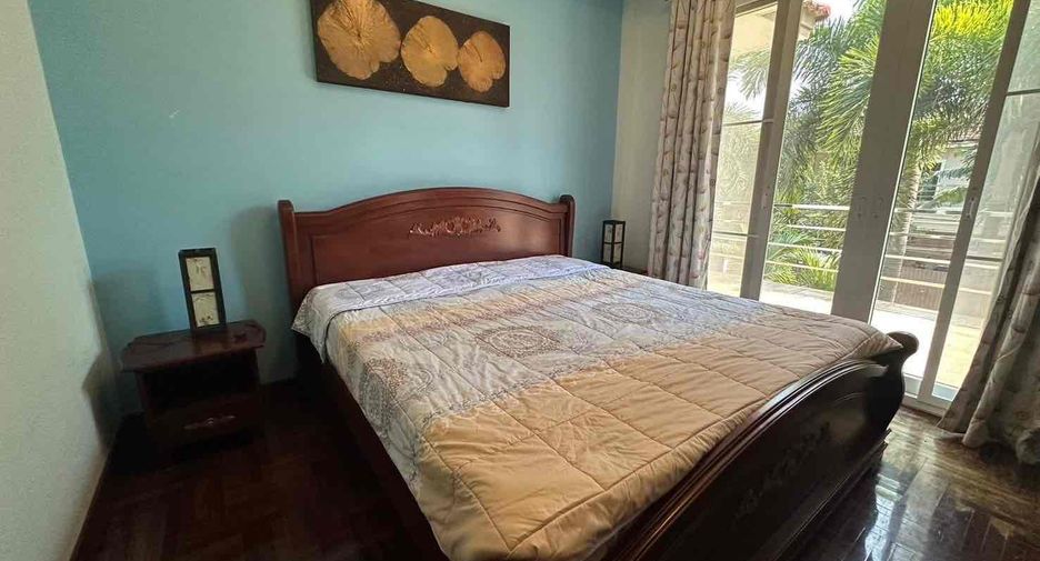 Villa zur Miete mit 5 Zimmer in Bang Lamung, Chonburi