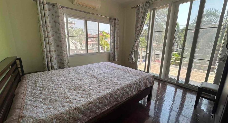 Villa zur Miete mit 5 Zimmer in Bang Lamung, Chonburi