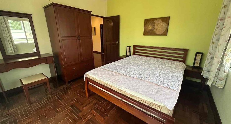 Villa zur Miete mit 5 Zimmer in Bang Lamung, Chonburi