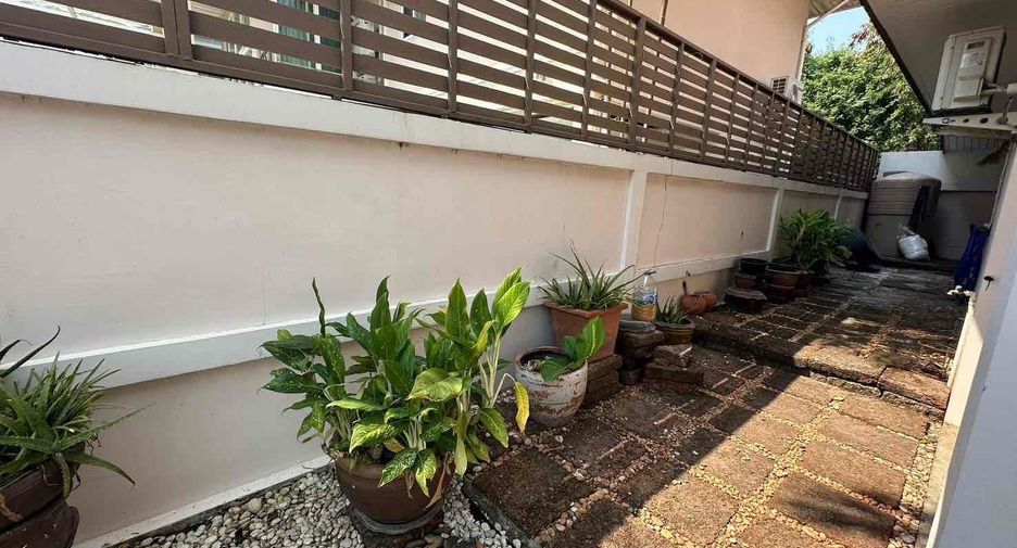 Villa zur Miete mit 5 Zimmer in Bang Lamung, Chonburi