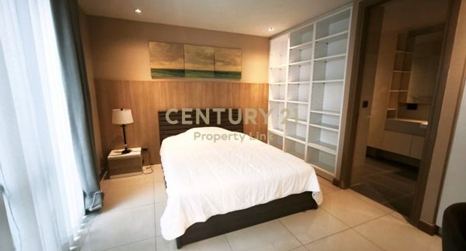 For rent 4 ベッドルーム house in Huai Khwang, Bangkok