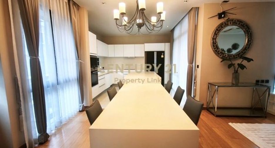 For rent 4 ベッドルーム house in Huai Khwang, Bangkok
