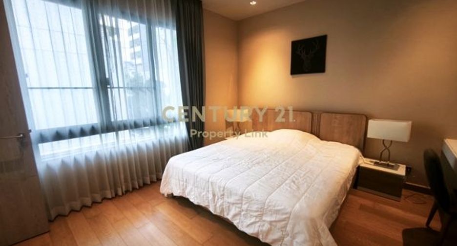 For rent 4 ベッドルーム house in Huai Khwang, Bangkok