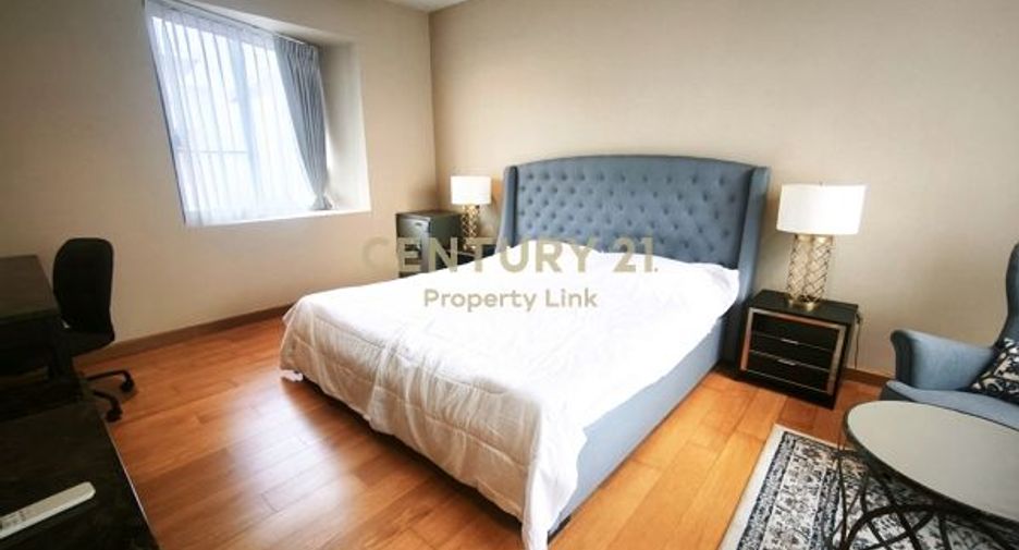 For rent 4 ベッドルーム house in Huai Khwang, Bangkok