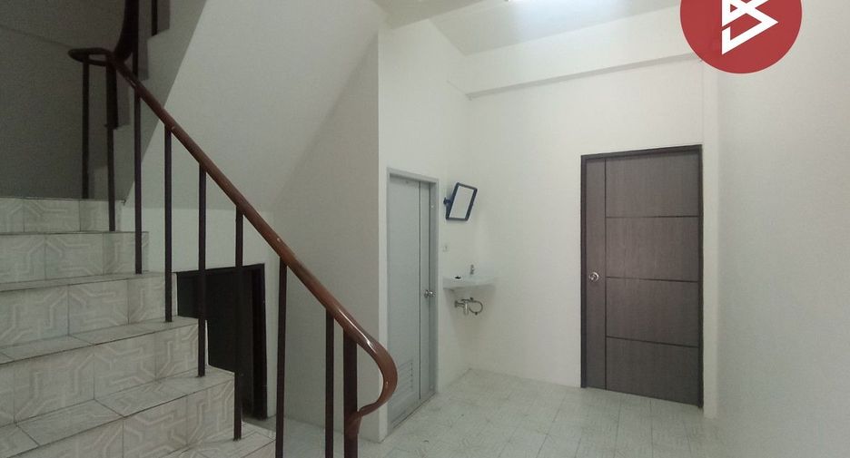 For sale 2 bedrooms townhouse in Mueang Kanchanaburi, Kanchanaburi