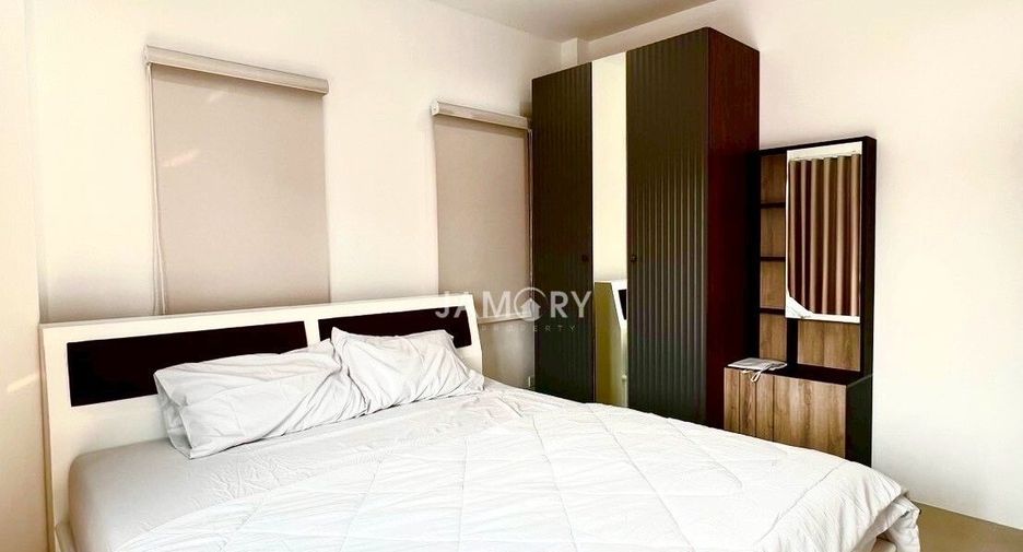 For rent and for sale 4 bedrooms house in East Pattaya, Pattaya