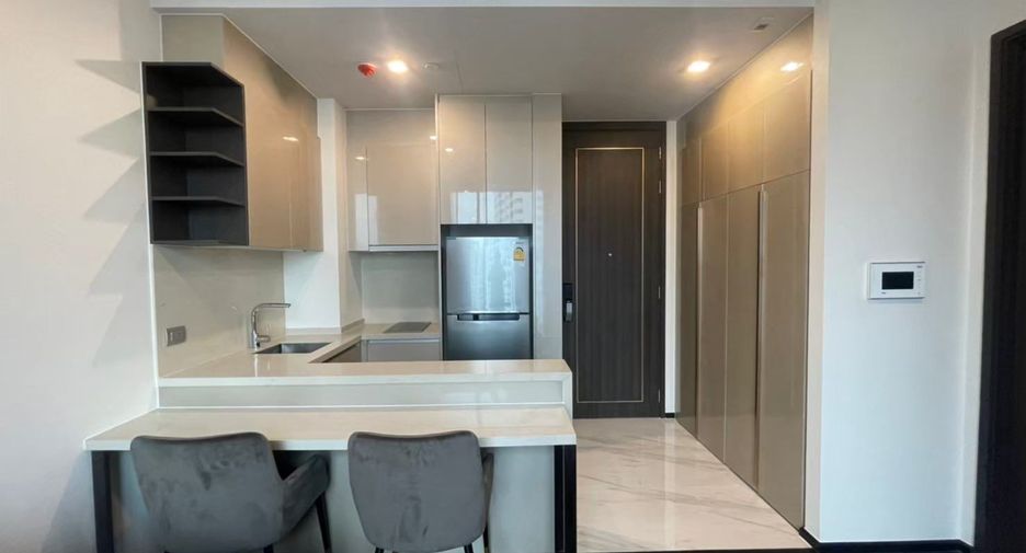 Condo en alquiler de 1 habitaciones en Khlong Toei, Bangkok