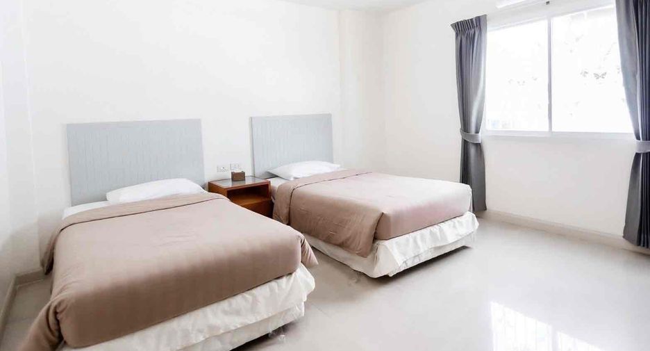For rent 6 bedrooms villa in Bang Lamung, Chonburi