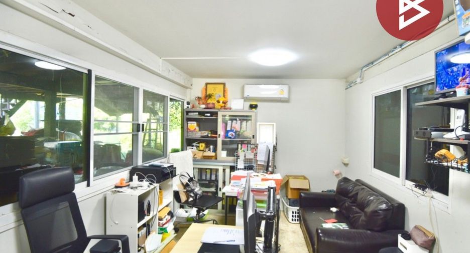 For sale 4 bedrooms house in Phra Pradaeng, Samut Prakan