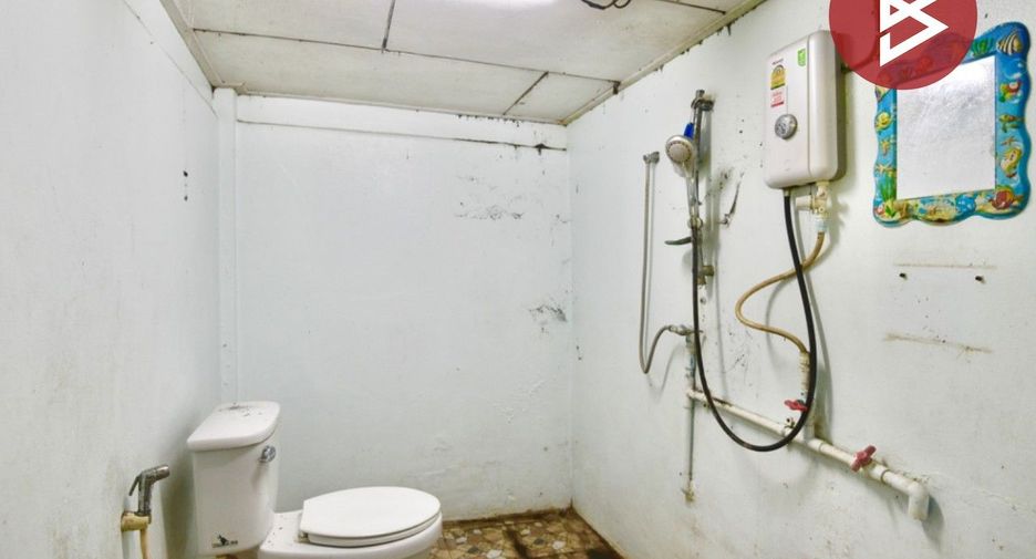 For sale 4 bedrooms house in Phra Pradaeng, Samut Prakan