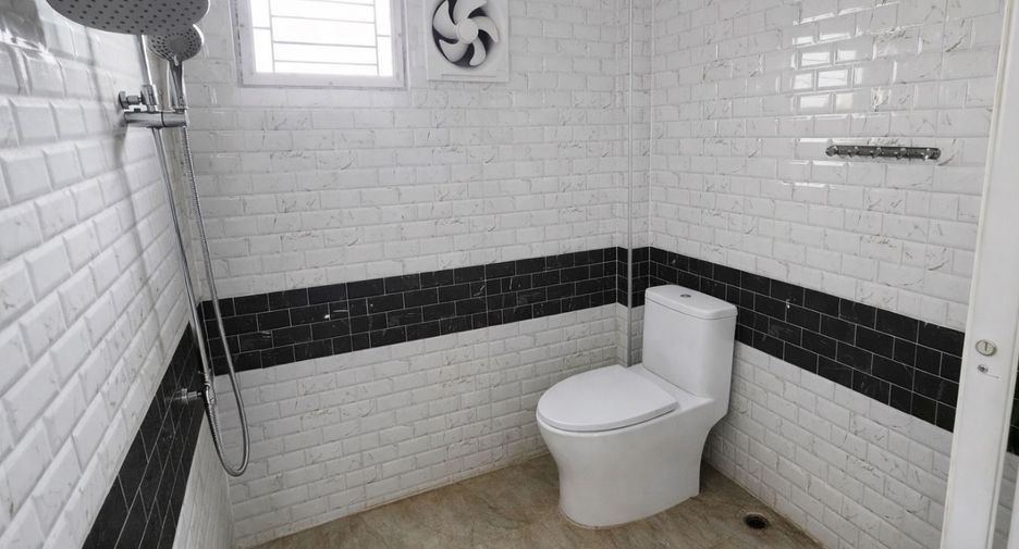 For sale 2 bedrooms house in Bang Nam Priao, Chachoengsao
