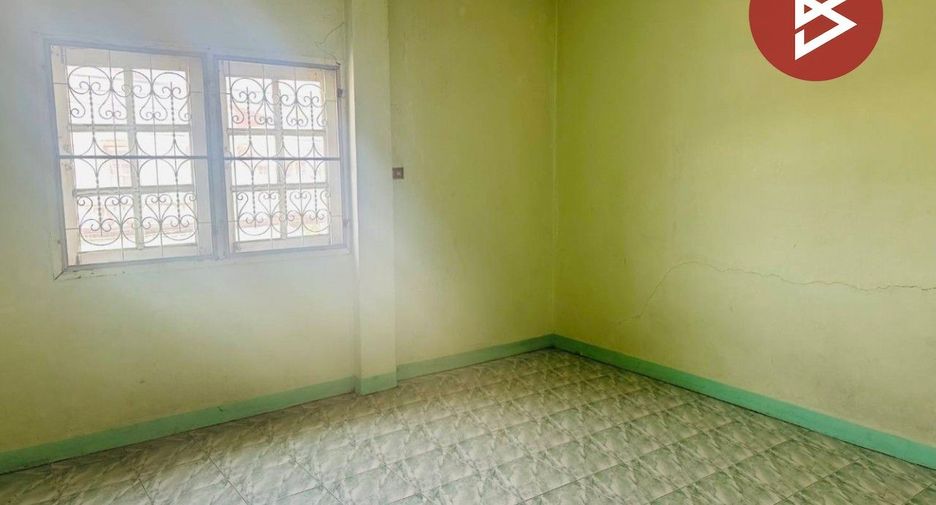 For sale 6 bedrooms townhouse in Bangkok Noi, Bangkok