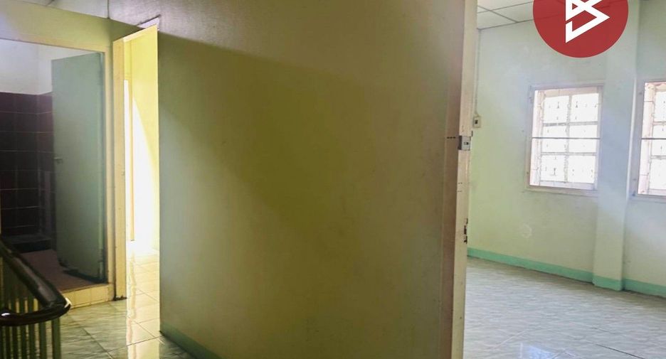 For sale 6 bedrooms townhouse in Bangkok Noi, Bangkok
