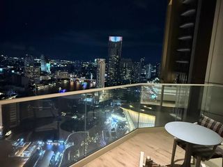 For rent 2 bedrooms condo in Khlong San, Bangkok