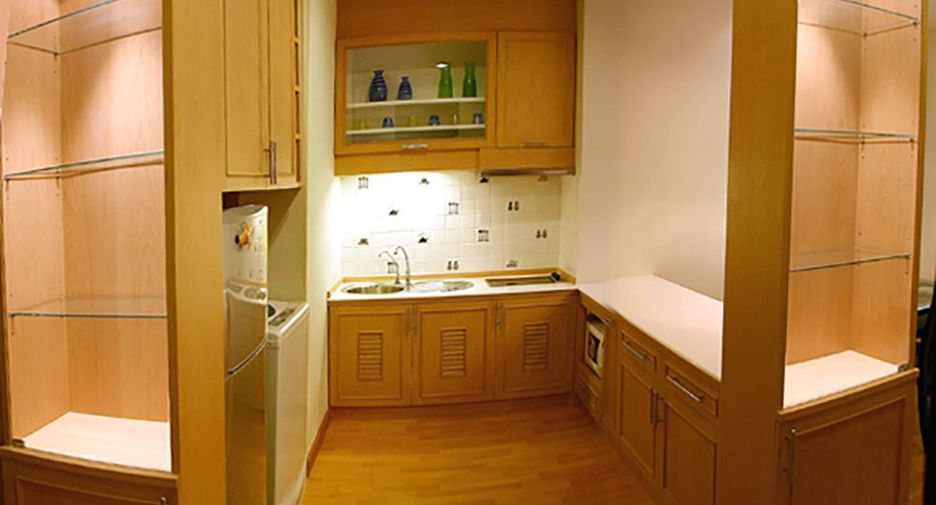 Condo en alquiler de 2 habitaciones en Khlong Toei, Bangkok