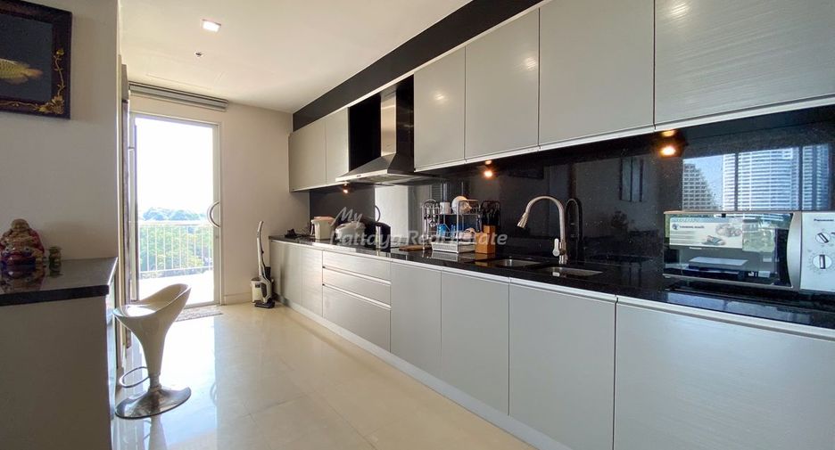 Condo en venta de 2 habitaciones en Bang Lamung, Chonburi