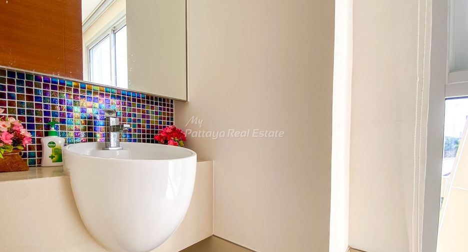 Condo en venta de 2 habitaciones en Bang Lamung, Chonburi