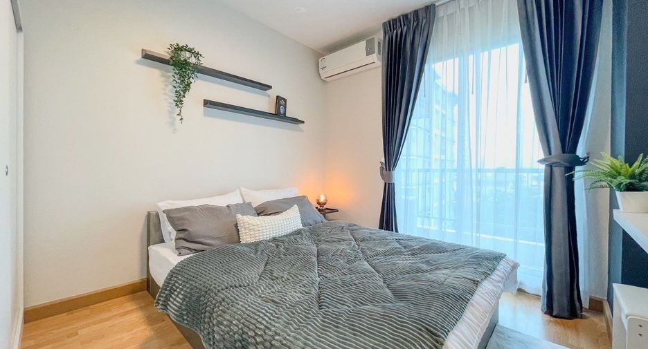 For sale 2 bedrooms condo in Huai Khwang, Bangkok