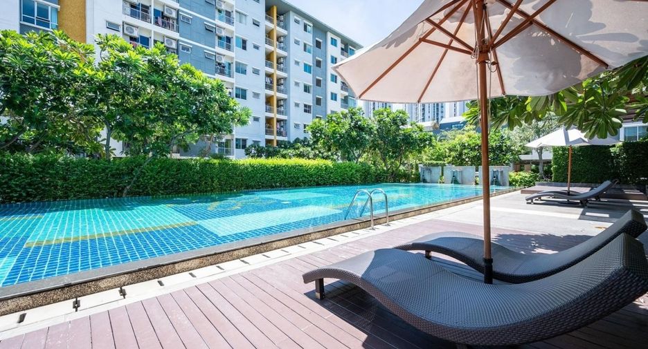 For sale 2 bedrooms condo in Huai Khwang, Bangkok