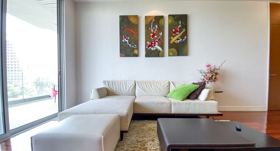For rent 2 bedrooms condo in Bang Lamung, Chonburi