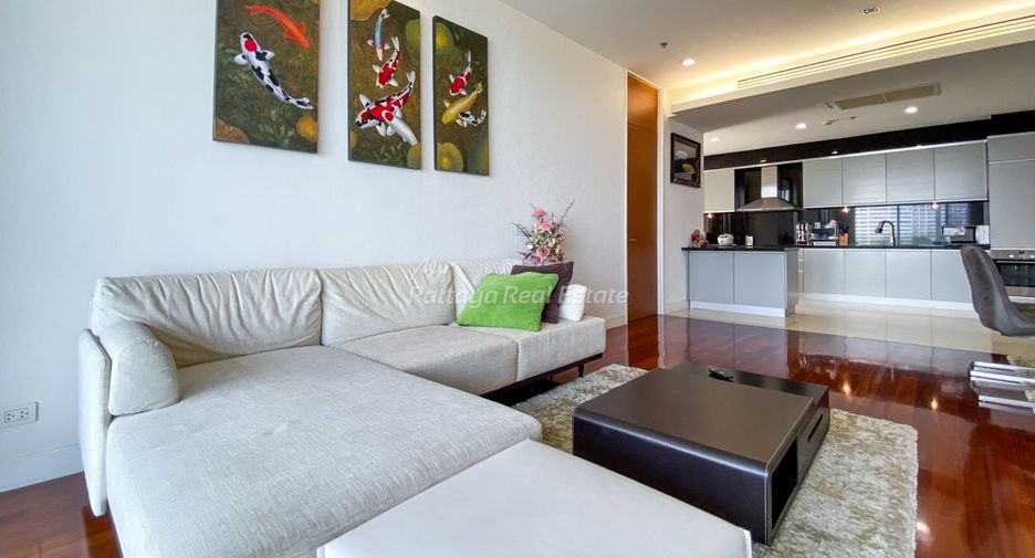 For rent 2 bedrooms condo in Bang Lamung, Chonburi